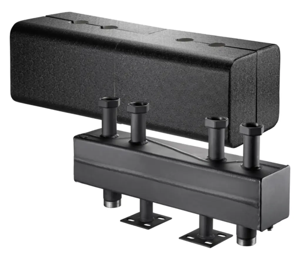 Oventrop hydraulische Weiche mit mehreren Anschlüssen und Wärmedämmung für Heizkreise, gefertigt aus Stahl, in rechteckiger Form.